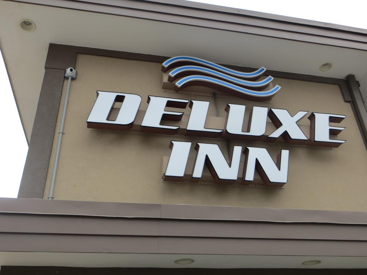 Deluxe Inn/Extended Stay - Council Bluffs Carter Lake Екстериор снимка